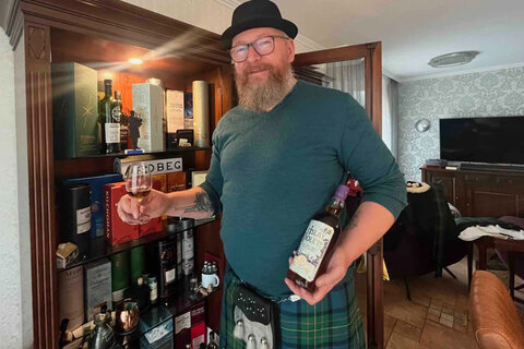 2025-10-09_Dirk + Whisky